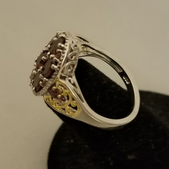 Wine Red Garnet Ring. Size 8 - Picture 3 of 4